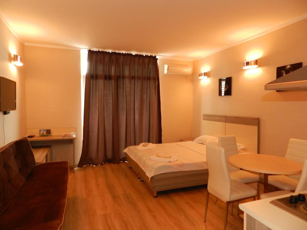 Orbi Sea Towers Batumi Resort ภายนอก รูปภาพ