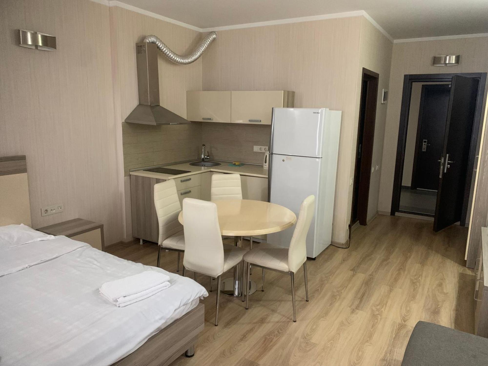 Orbi Sea Towers Batumi Resort ภายนอก รูปภาพ