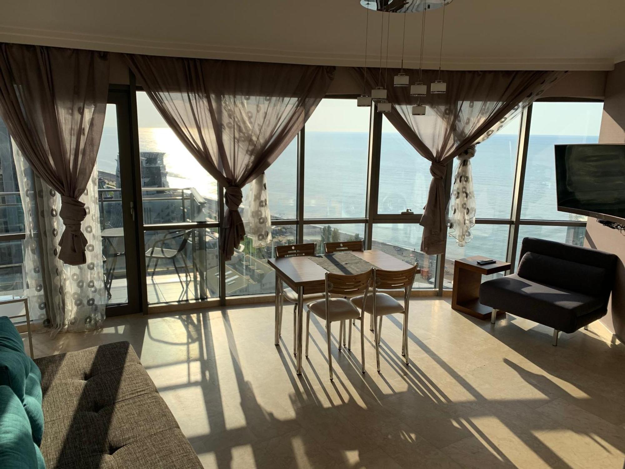 Orbi Sea Towers Batumi Resort ภายนอก รูปภาพ
