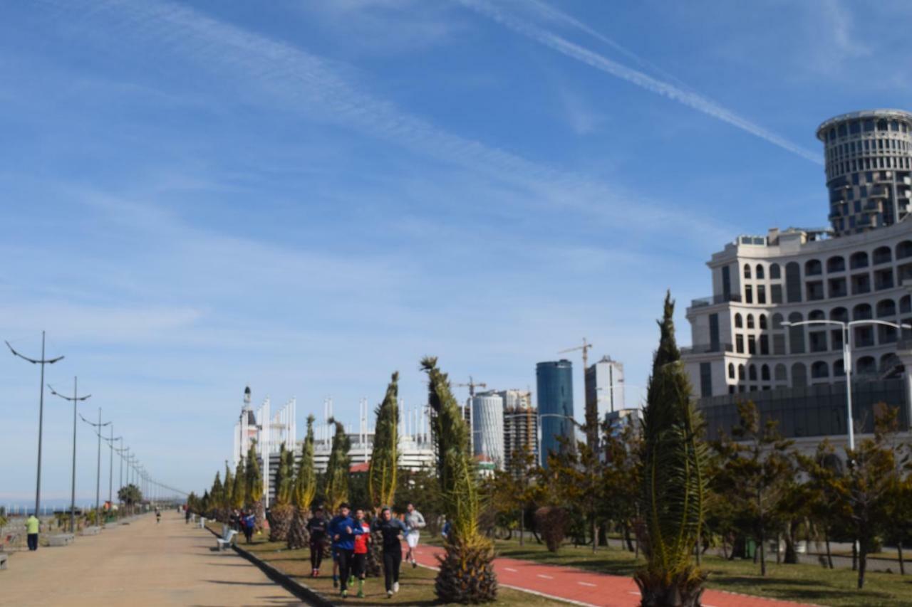 Orbi Sea Towers Batumi Resort ภายนอก รูปภาพ